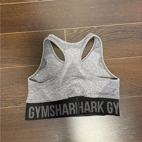 Gymshark Sports Bra - Picture 2 of 3